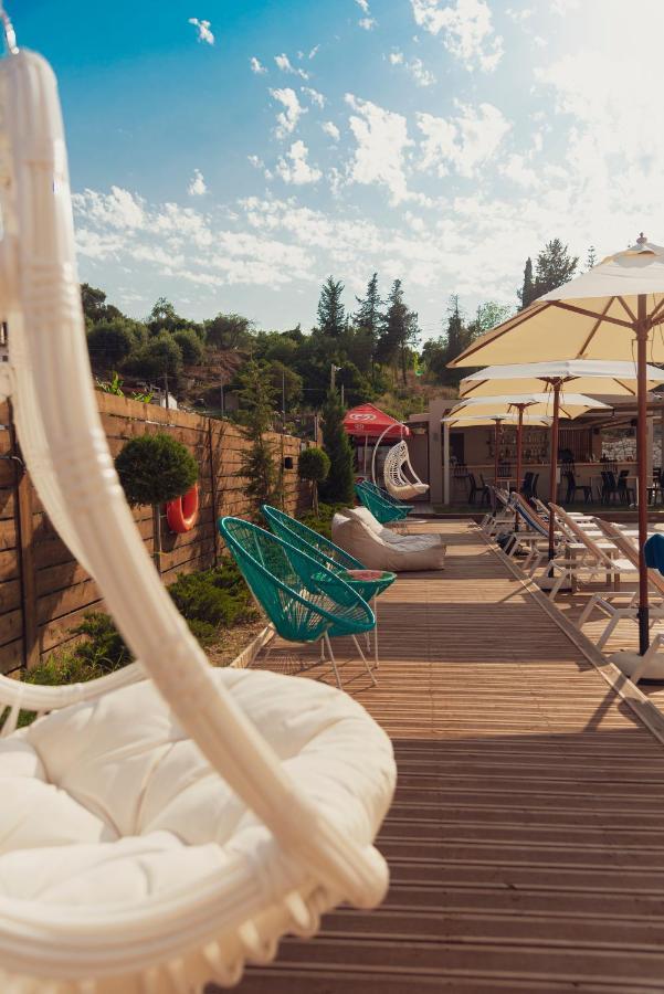 Nuevo Vista Bed & Breakfast Kavos Ngoại thất bức ảnh