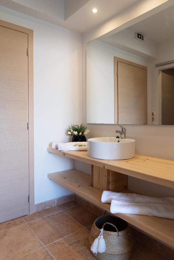 Nuevo Vista Bed & Breakfast Kavos Ngoại thất bức ảnh
